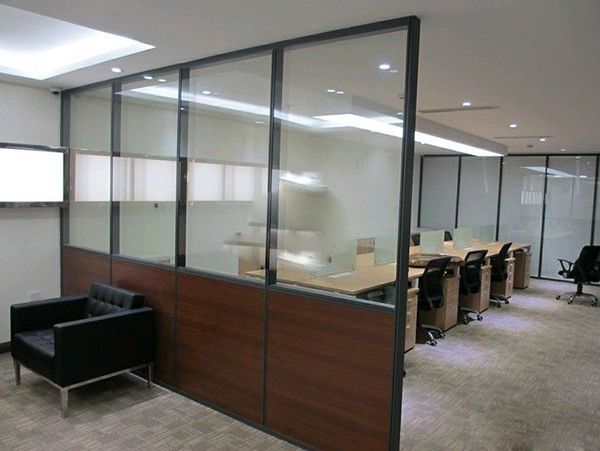 鋁合金邊框玻璃隔斷做法有那些？